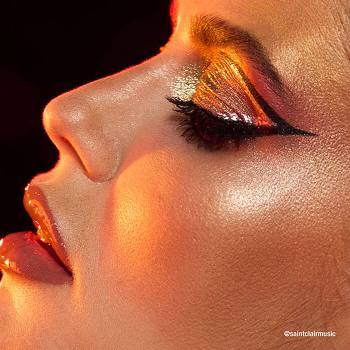 NYX - Love Lust Disco Highlight Palette (Original)